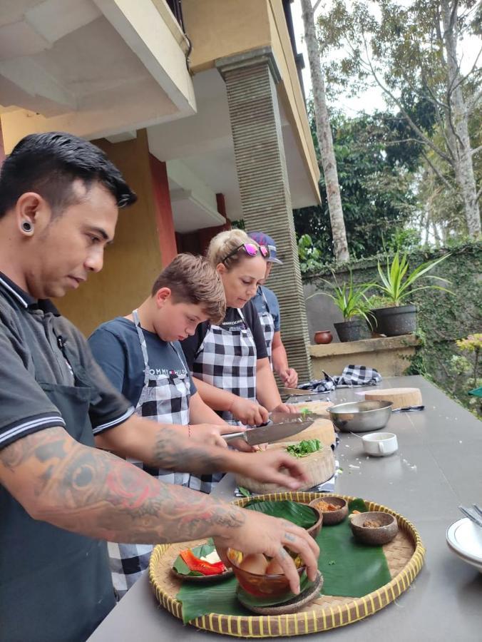 Bintang Munduk Hotel Luaran gambar